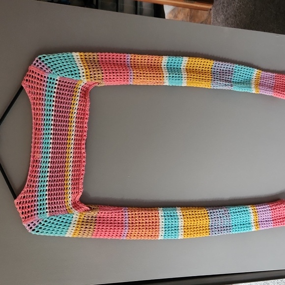 Urban Outfitters Crochet Latice Shrug - Picture 4 of 4